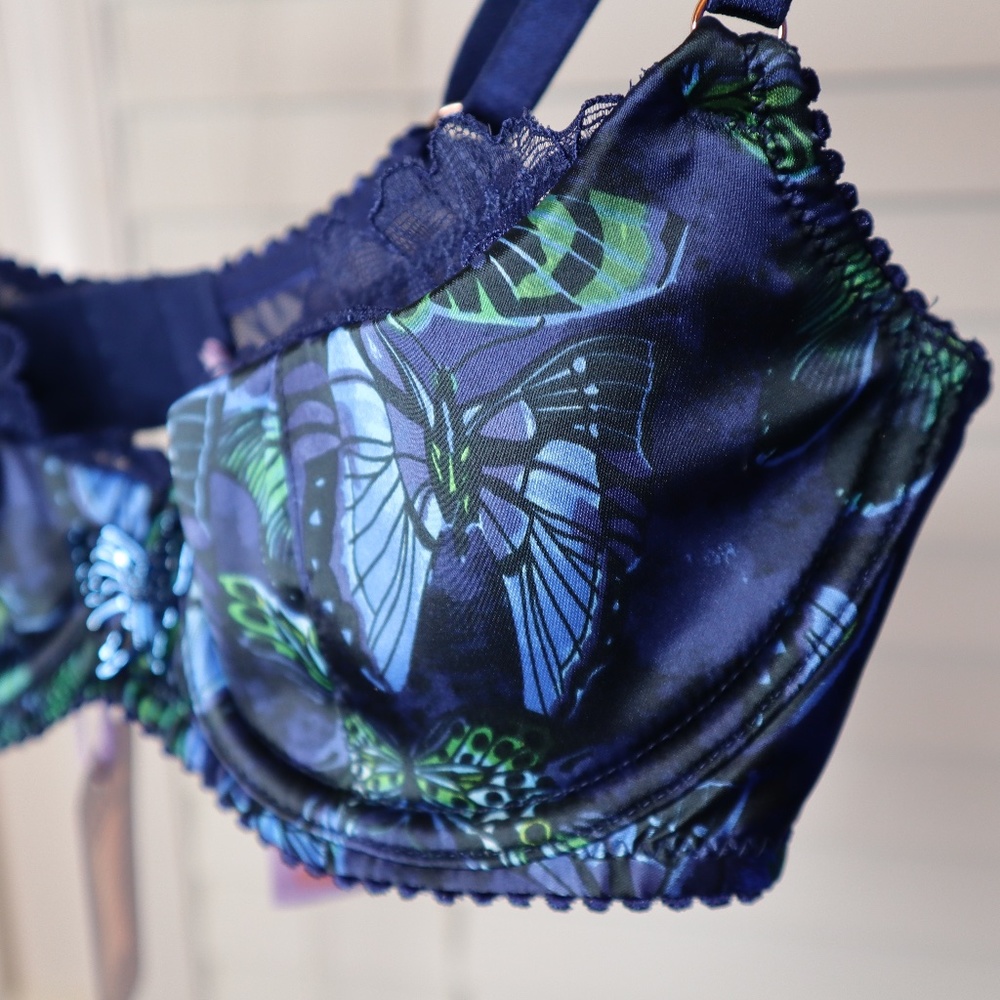 Fenty x Savage Sexy butterfly bra 32C, NWT